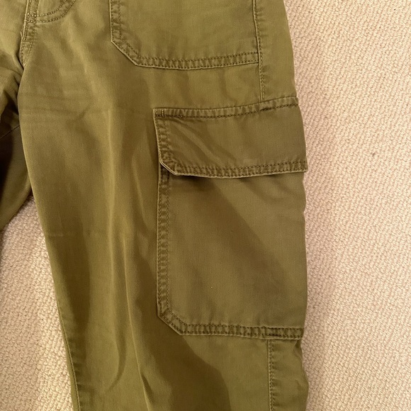 Zara Khaki green high waisted straight leg cargo pants - Picture 3 of 6